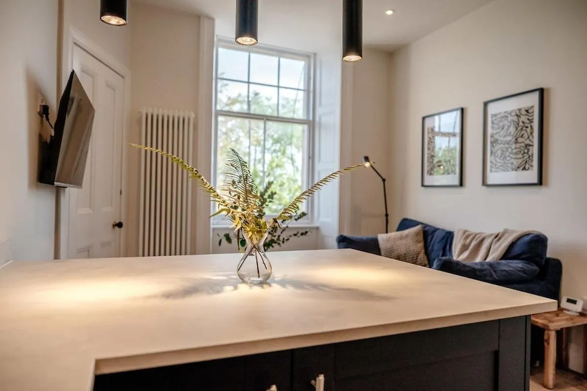 Bright & Elegant Portobello Stay Edinburgh